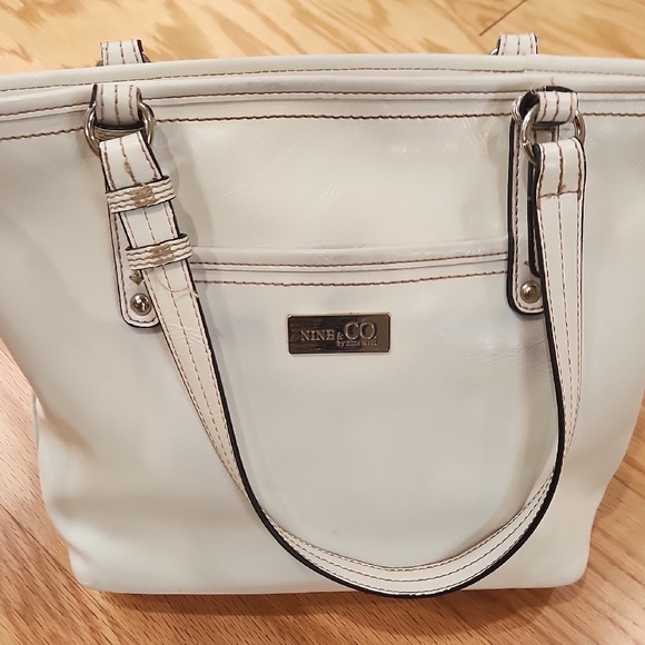 Nine West White Structured Tote with Silver Hardware - Picture 14 of 17